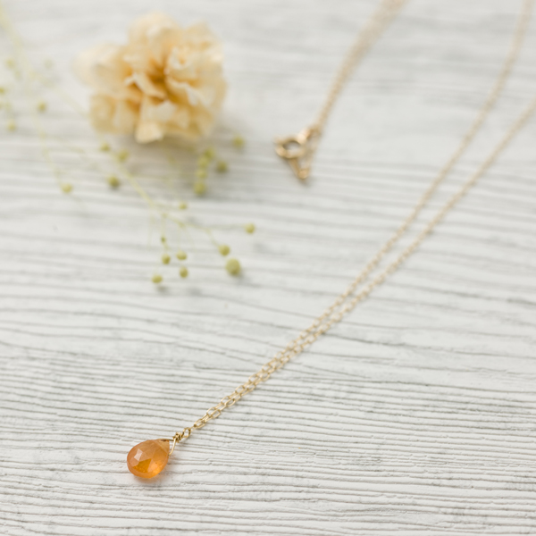 オレンジガーネットK18一粒石ネックレス｜森の園宝飾